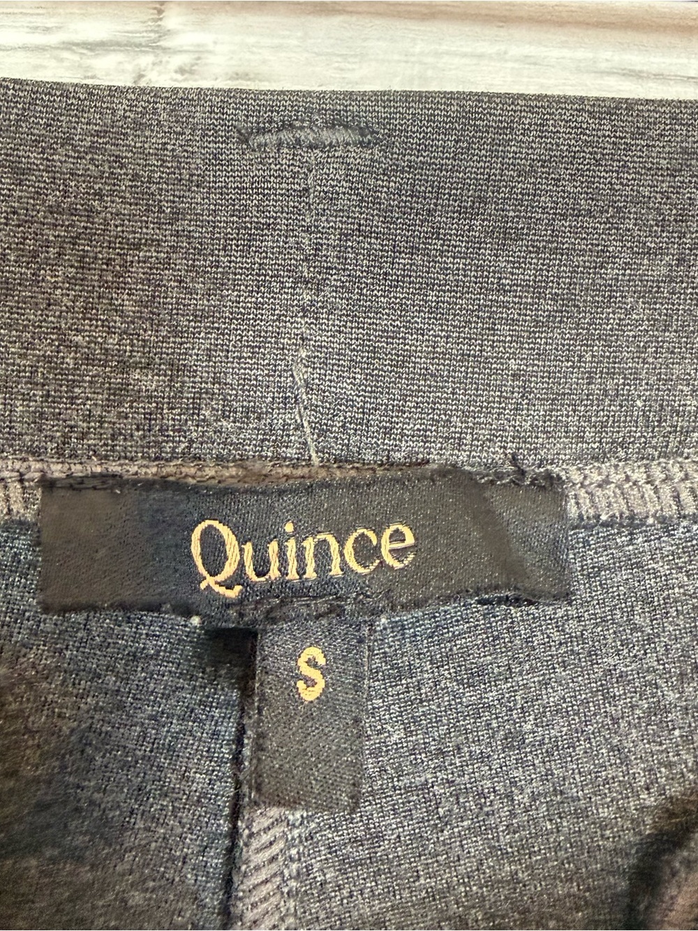 Quince Ultra-Stretch Ponte Straight Leg 4-Pocket Pant Charcoal Gray S Petite - Picture 2 of 8